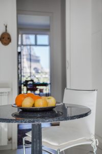 Avenue de la Bourdonnais III