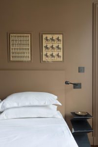 Avenue de la Bourdonnais IV