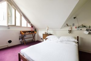 Avenue de Saint-Ouen Townhouse