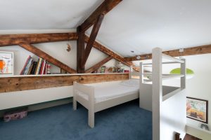 Rue des Belles Feuilles