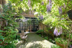 Rue d'Alésia Townhouse