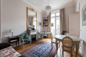 Rue de l'Université III