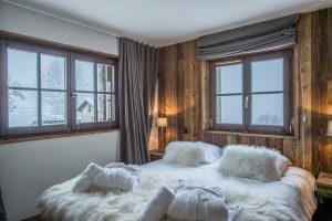 CHARVAZ 10 PERSONNES