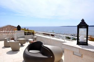 CROISETTE 10 PERSONNES