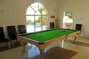 VR11-Villa-Rent-St-Tropez-1X