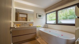 Villa Hermitage, centre, contemporary villa (23)