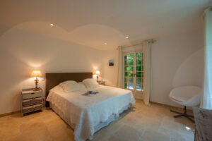 2019-05-15-be3a9e8a6c416899876af2c11379204b