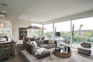 2021-02-22-17c436b5da9643b1771e4aacd63377f3