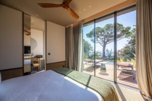 2021-09-15-645e1cc8cc834a42d14a534a8de65031