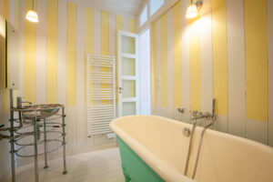 2019-08-19-cb36806f3353e45b9a3120e4ac90193b