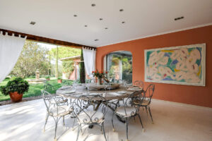 0e0256d5-8ce2-497d-8318-fd712b1af68a