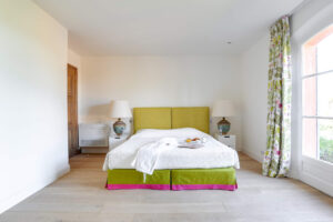 b74a83db-6e20-4001-99f7-06ab7c107b7e