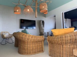 4f82a0d5-8e64-4148-bff7-39961938ed2a