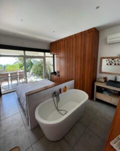 700e7621-9743-4c09-b1c5-ba7188b5a5cf