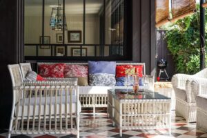 2018-09-06-841cd7b7209d070df1261