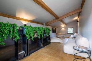 QCPL5fDvQC2htAxadUCR_3e21ba0f-e7