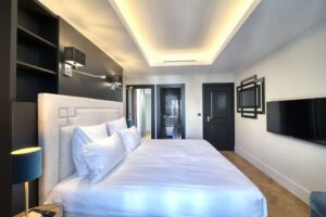 NHBEvHuQ6ei6ll4VEVHH_f49b8c21-d8