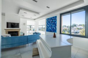 4c2a9915-b023-4159-b7ab-ea73cbcf9241